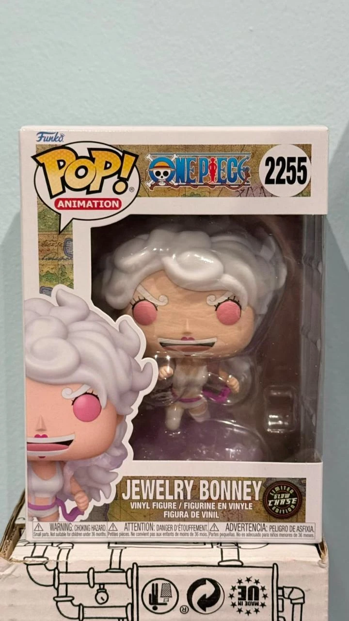 Funko Pop One Piece Jewelry Bonney Glow Chase 2255